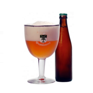 Speciaalbier Westvleteren Trappist blond met ingeschonken bierglas