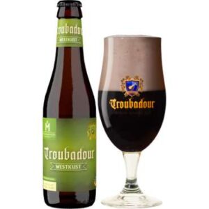 Speciaalbier Troubadour Westkust met ingeschonken Troubadour bierglas